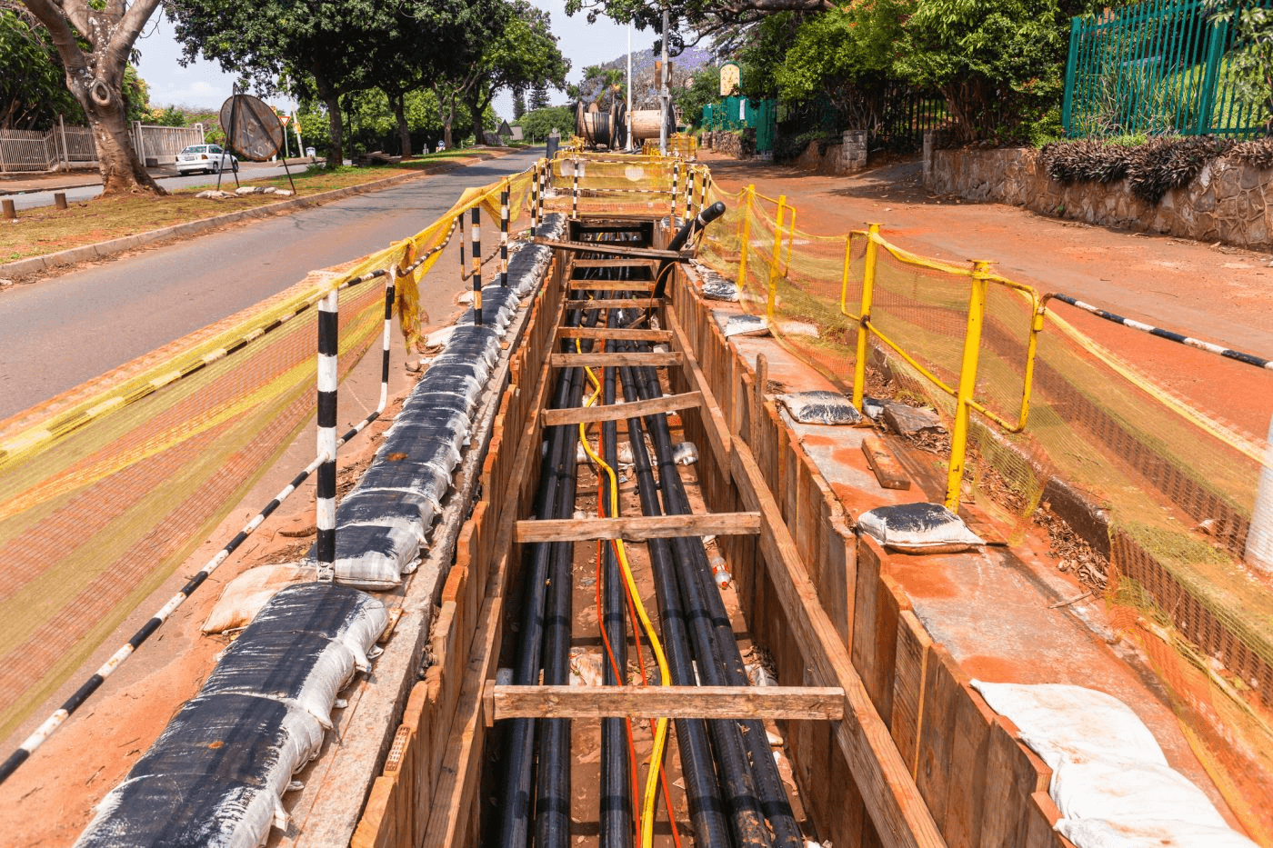 Underground electrical distribution cabling in an open trench in Houston, TX